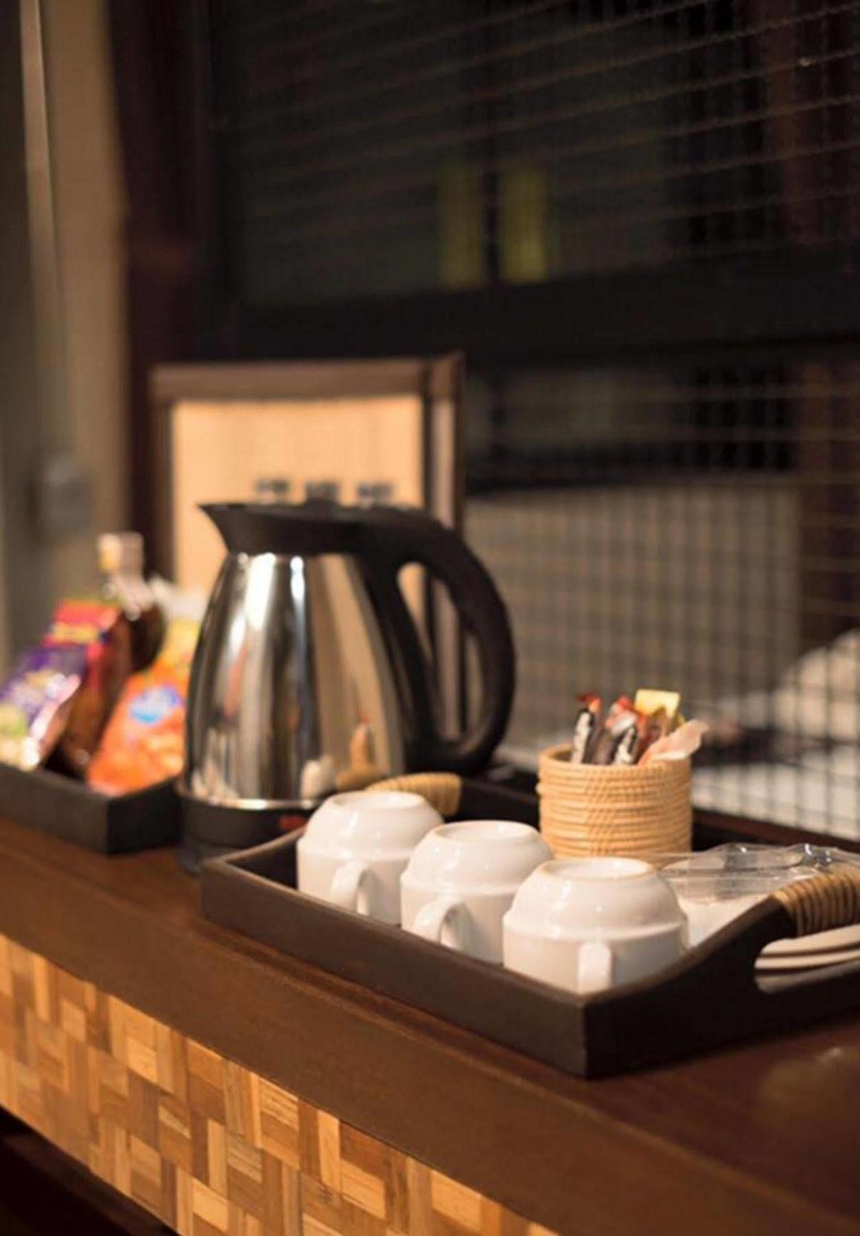 Hotel Thapae Loft Chiang Mai Exterior foto